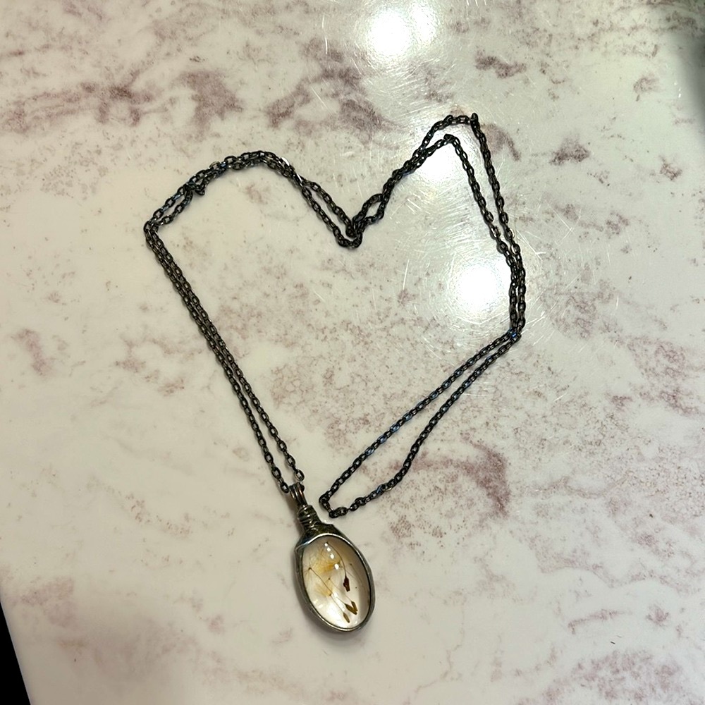 Beautiful dandelion necklace